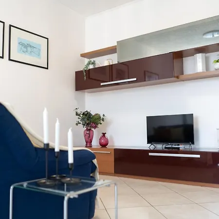 Eleganza Con Piscina A 700m Dal Mare Pietra Ligure
